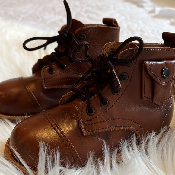 Toddler leather boots - Picture 1 of 4